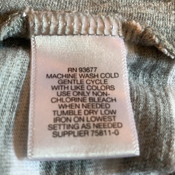 Liz Clairborne gray/white stripe women’s top - Picture 5 of 6